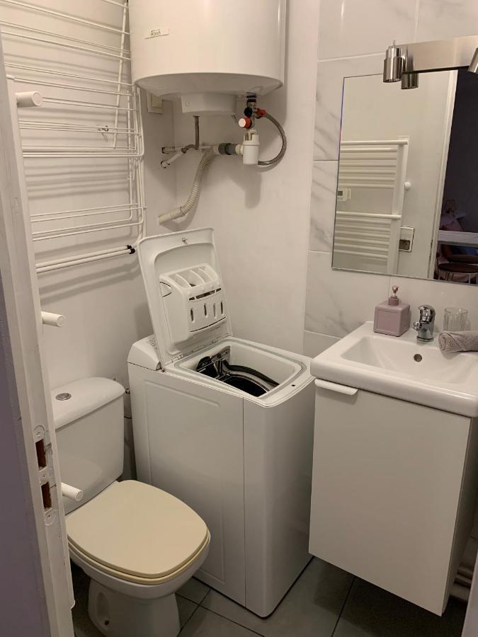 Aux Demoiselles D'Avignon Apartment ภายนอก รูปภาพ