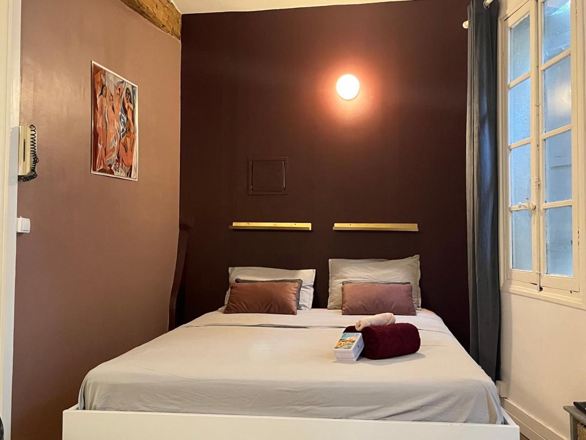 Aux Demoiselles D'Avignon Apartment ภายนอก รูปภาพ