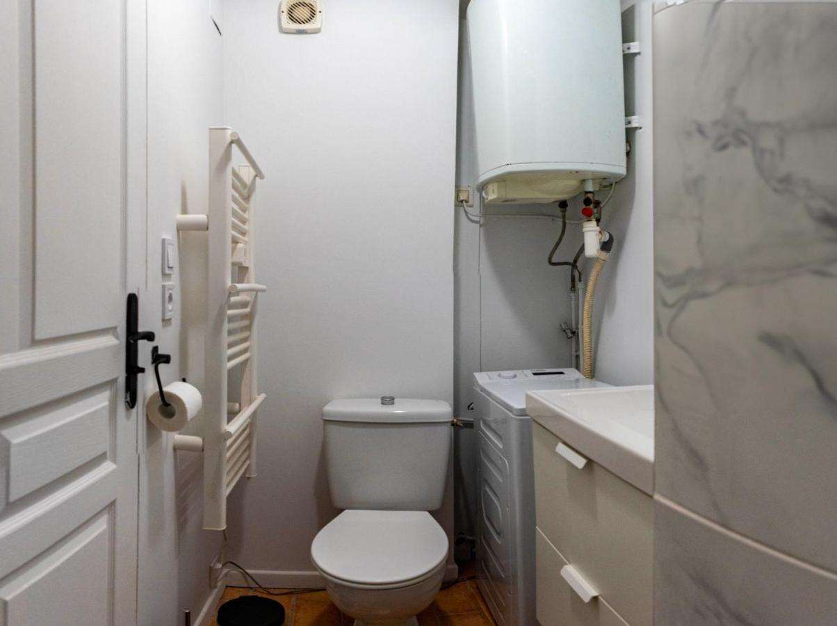 Aux Demoiselles D'Avignon Apartment ภายนอก รูปภาพ