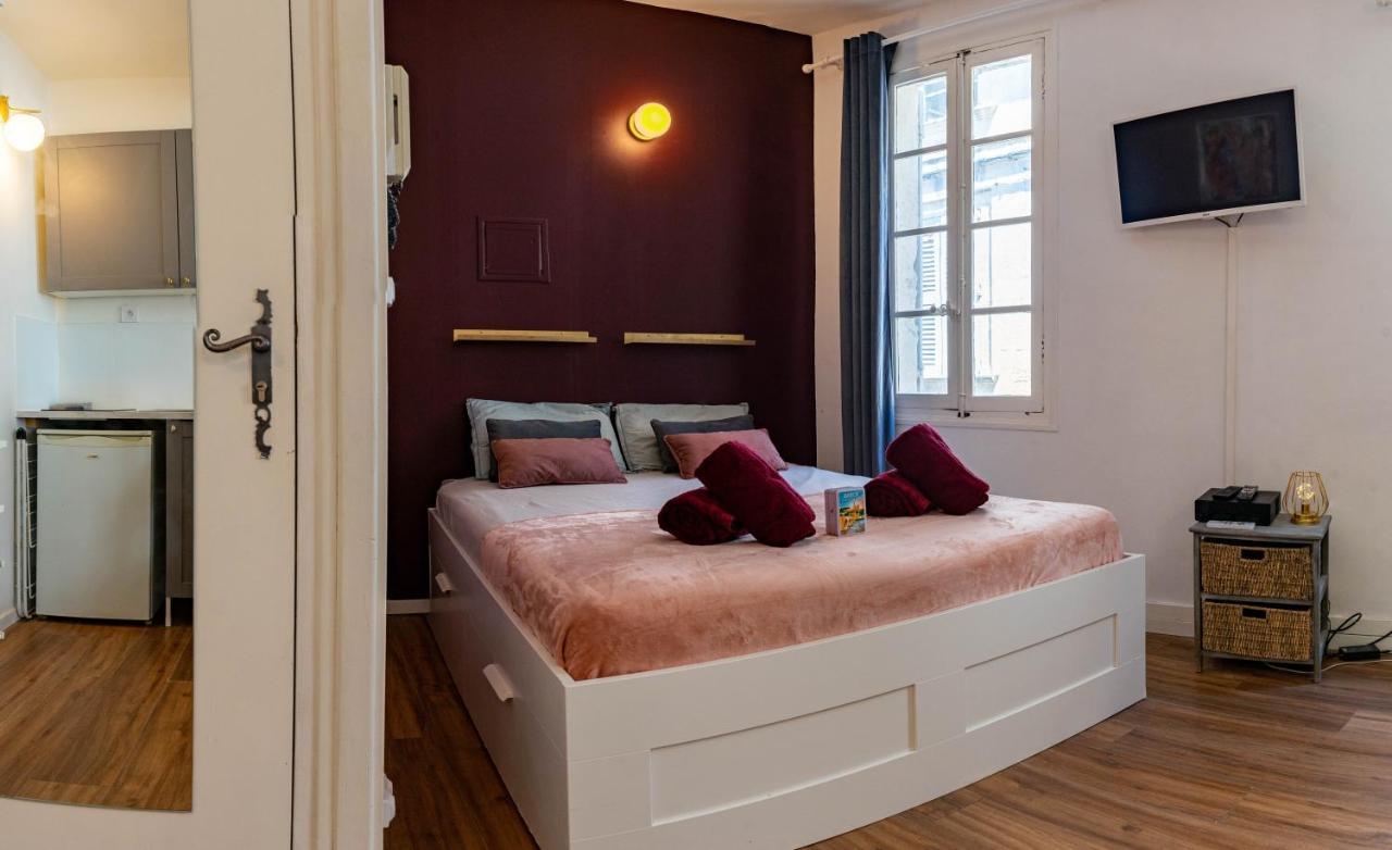 Aux Demoiselles D'Avignon Apartment ภายนอก รูปภาพ