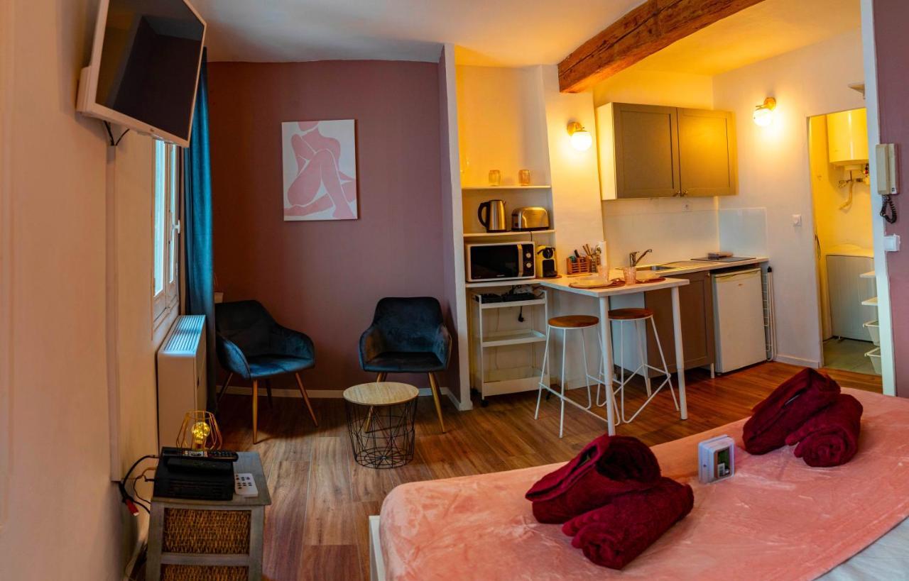 Aux Demoiselles D'Avignon Apartment ภายนอก รูปภาพ